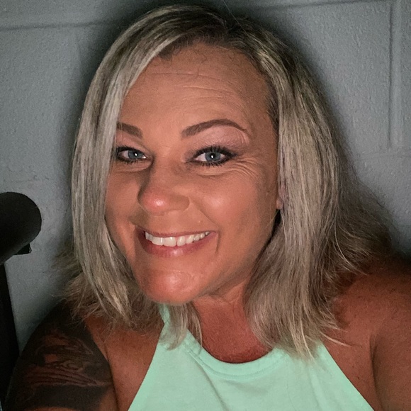 Meet your Posher, Aj - Picture 3 of 4